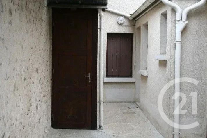 Voir la photo 1/5 du type studio à Étampes