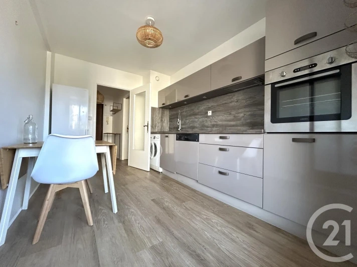 Voir la photo 1/10 du type apartment à Gaillard