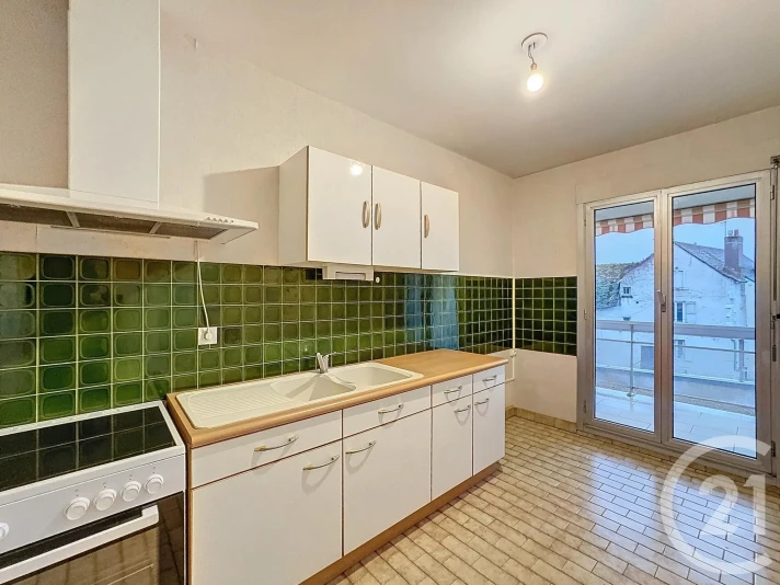 Voir la photo 1/9 du type apartment à Romorantin-Lanthenay