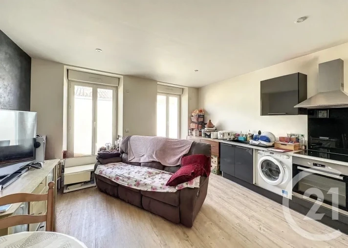 Voir la photo 1/5 du type apartment à Luçon