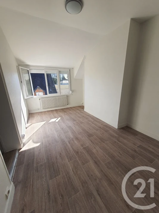 Voir la photo 1/6 du type apartment à Bonneval