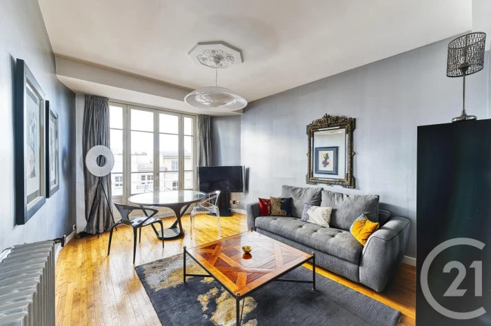 Voir la photo 1/10 du type apartment à Rennes