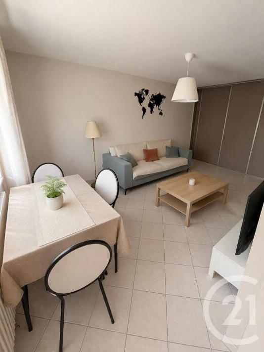 Voir la photo 1/10 du type apartment à Ermont