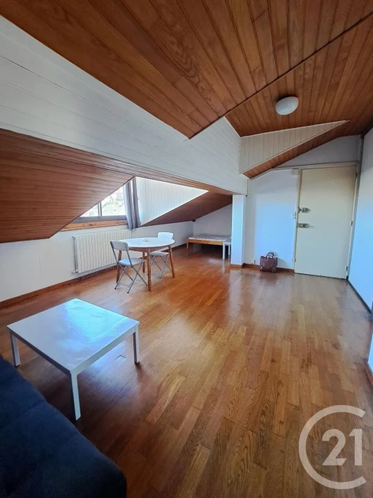 Voir la photo 1/8 du type studio à Rodez