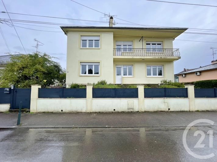 Voir la photo 1/17 du type house à Thionville