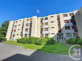 Pièce à Compiègne