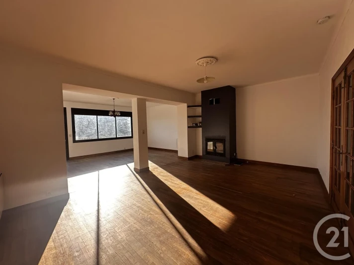 Voir la photo 1/18 du type apartment à Réquista