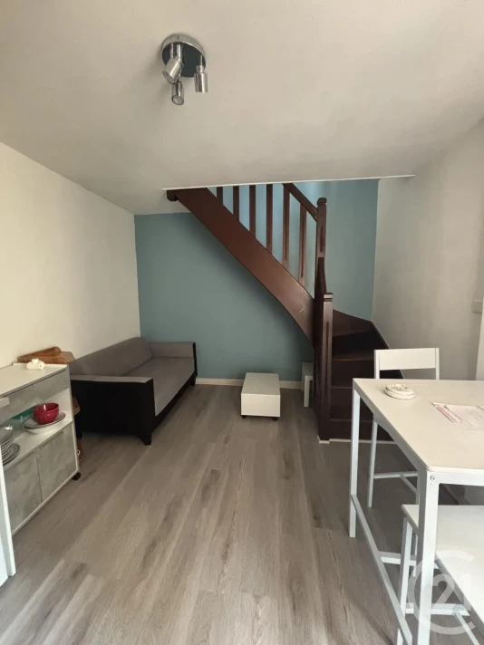 Voir la photo 1/10 du type apartment à Aurillac