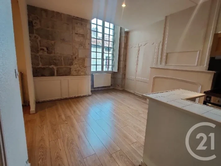 Voir la photo 1/6 du type apartment à Périgueux