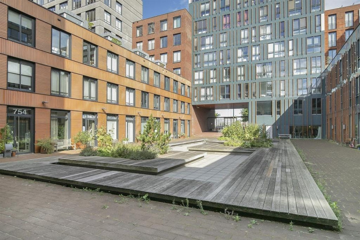 View photo 1/5 of apartment in Amsterdam