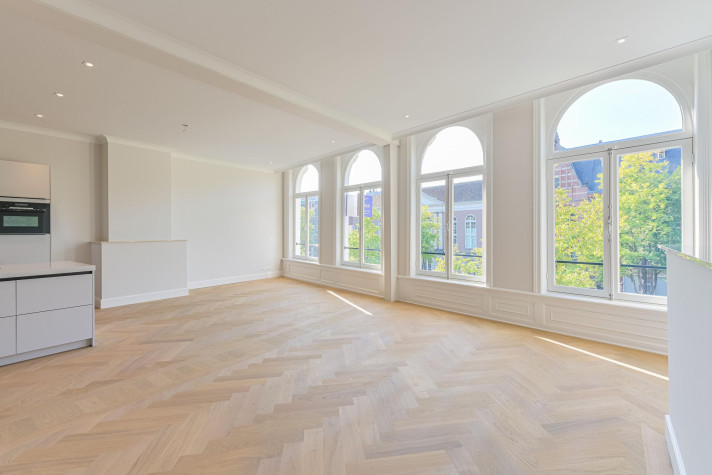 Appartement aan de Kloveniersburgwal in Amsterdam (1011 JX)