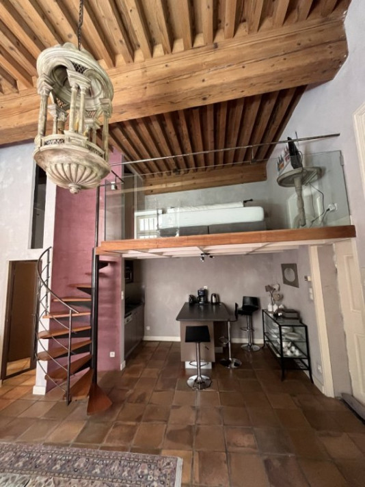 Voir la photo 1/8 du type studio à Lyon