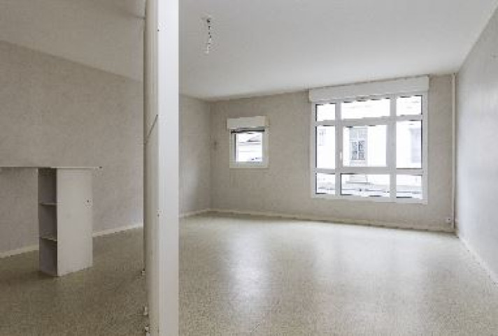 Voir la photo 1/4 du type apartment à Châteauroux