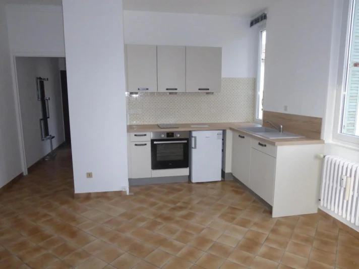 Voir la photo 1/7 du type apartment à Aubenas