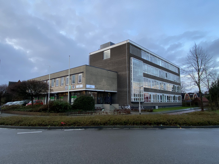 View photo 1/9 of studio in Assen