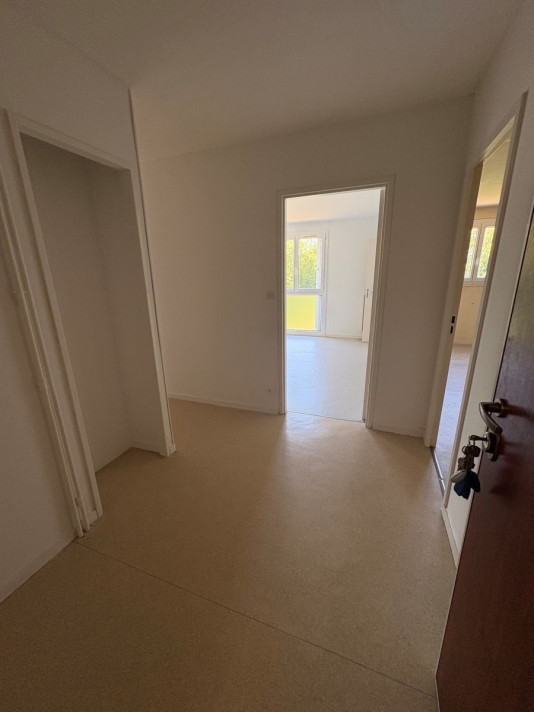 Voir la photo 1/13 du type apartment à Fontaine-Française