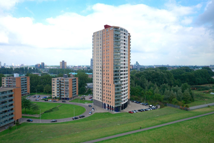 View photo 1/14 of apartment in Rotterdam