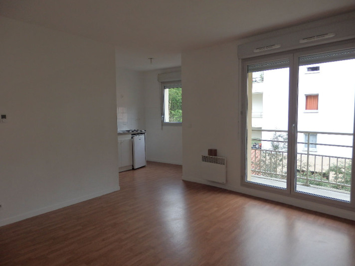 Voir la photo 1/3 du type apartment à Elbeuf