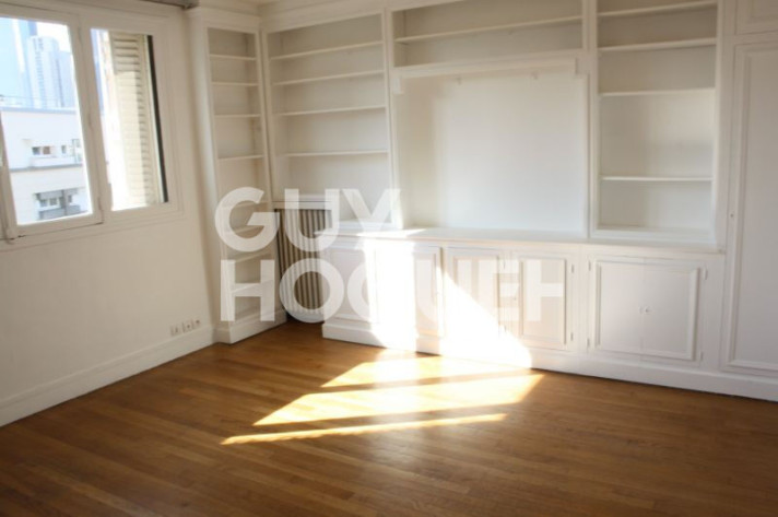 Voir la photo 1/9 du type apartment à Courbevoie