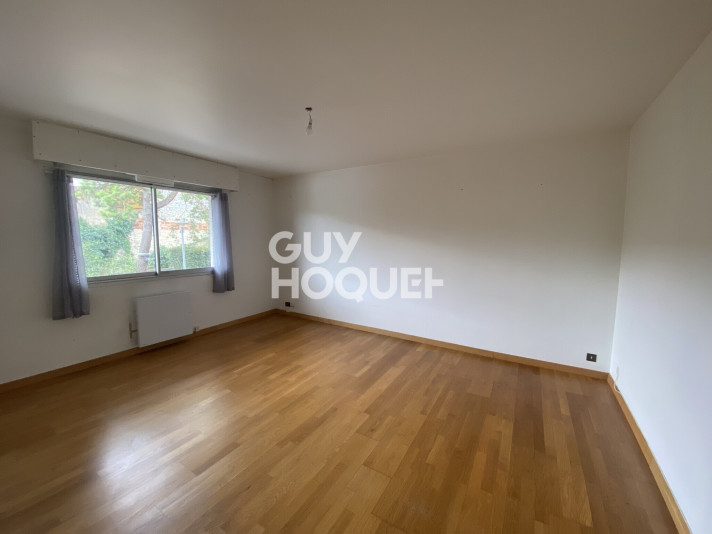 Voir la photo 1/6 du type apartment à Dijon