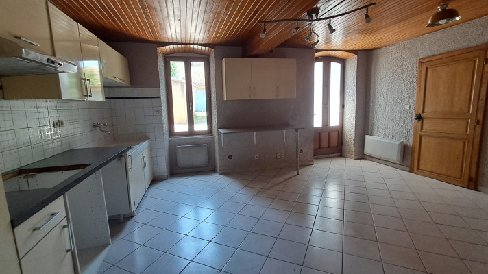 Voir la photo 1/10 du type house à Saint-Papoul