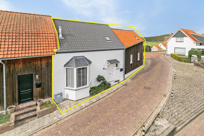 View photo 1/24 of house in Hulst