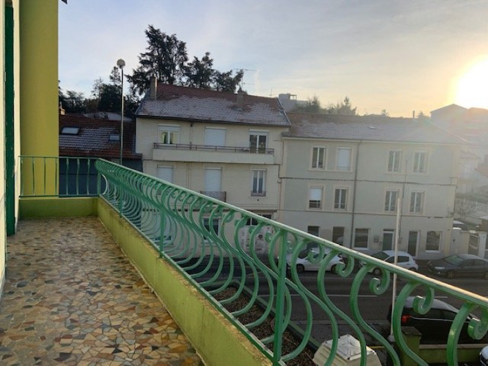 Voir la photo 1/6 du type apartment à Saint-Priest-en-Jarez