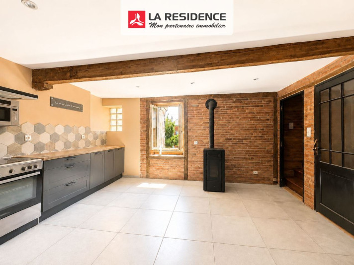 Voir la photo 1/10 du type house à Laurabuc