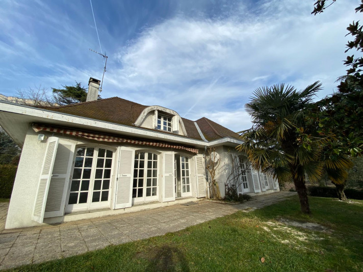 Voir la photo 1/13 du type house à Montbonnot-Saint-Martin