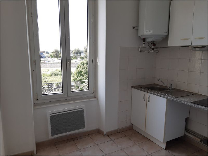 Voir la photo 1/8 du type apartment à Alès