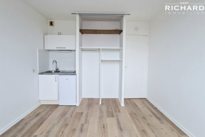 Voir la photo 1/4 du type studio à Rennes