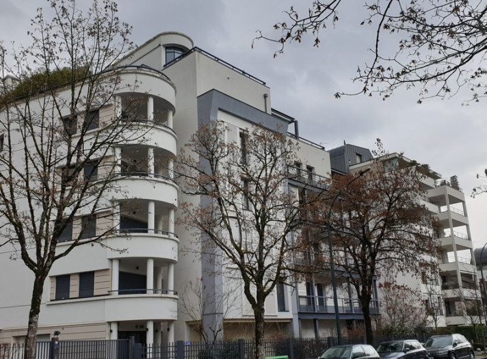 Voir la photo 1/16 du type apartment à Annecy