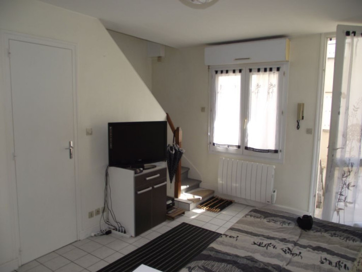 Voir la photo 1/9 du type apartment à Poitiers
