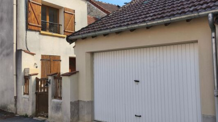 Voir la photo 1/15 du type house à Charly-sur-Marne