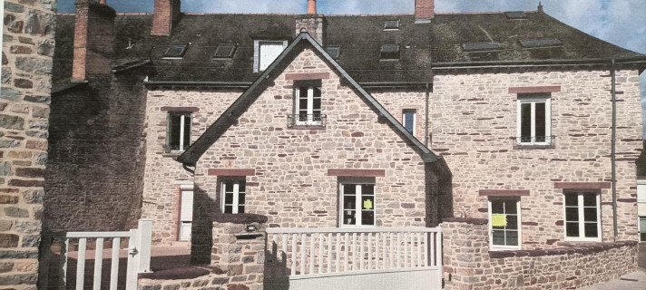 Voir la photo 1/10 du type house à Guichen