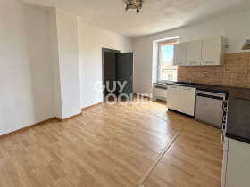 Appartement à Homps