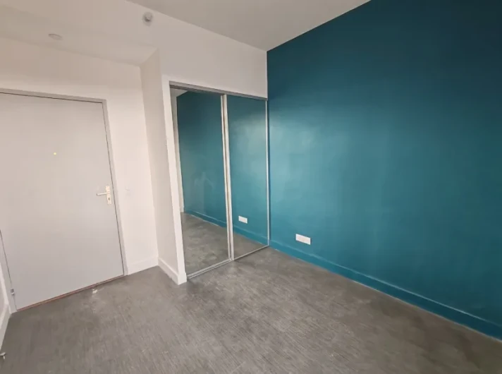 Voir la photo 1/3 du type studio à Reims