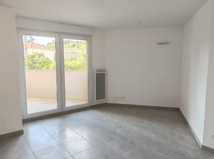 Voir la photo 1/4 du type apartment à Nîmes