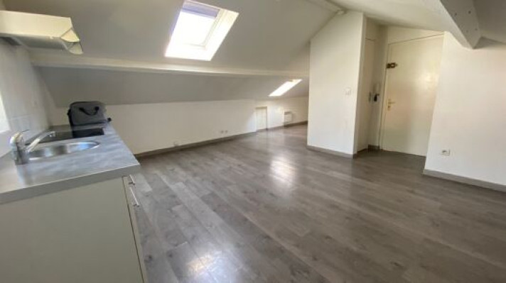 Voir la photo 1/7 du type apartment à Toulon