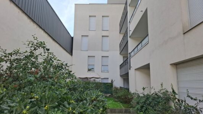 Voir la photo 1/8 du type apartment à Saint-Fons