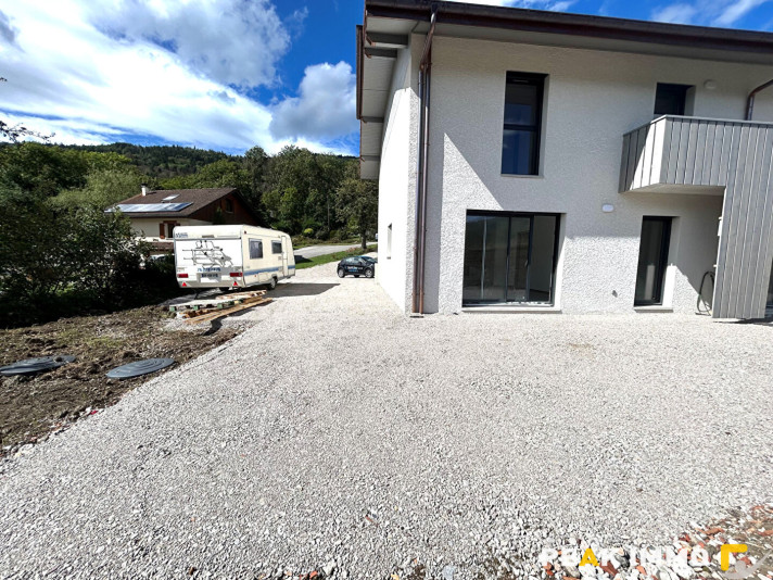 Voir la photo 1/20 du type house à Saint-André-de-Boëge
