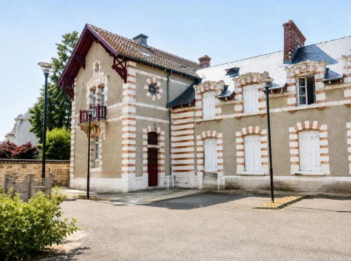 Voir la photo 1/1 du type apartment à Blois