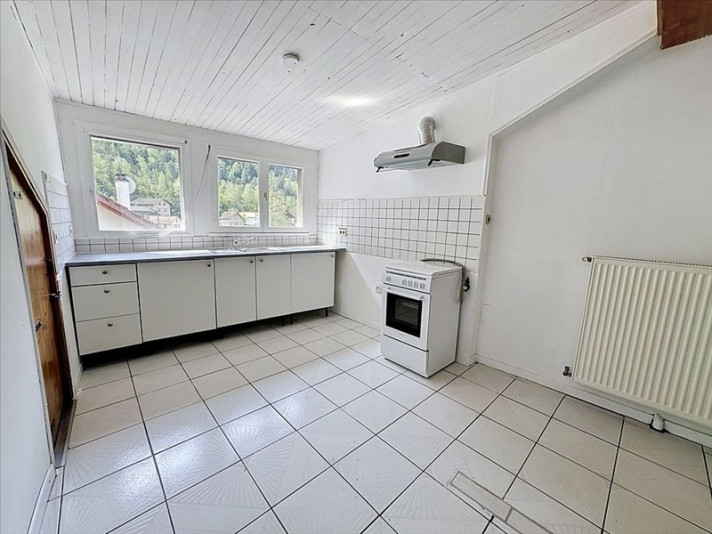 Voir la photo 1/8 du type apartment à Cluses