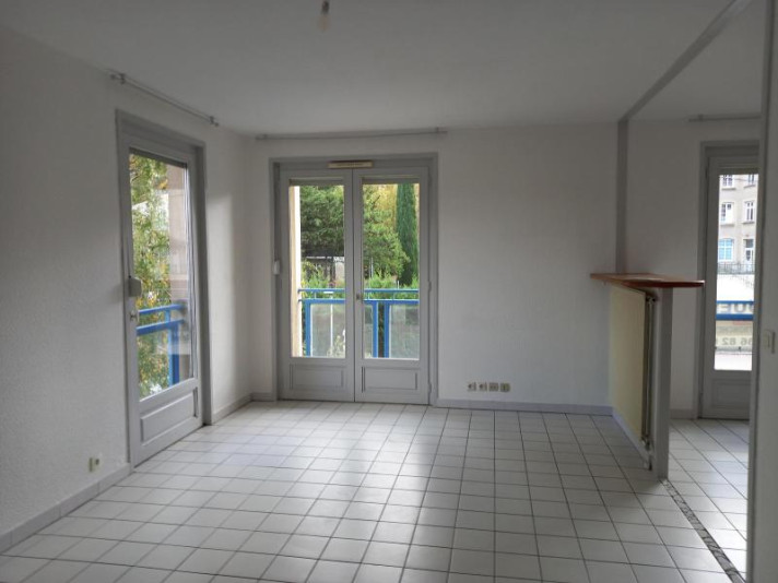Voir la photo 1/10 du type apartment à Saint-Just-Saint-Rambert