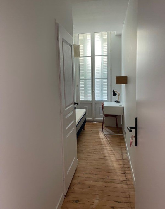 Voir la photo 1/4 du type room à Bordeaux