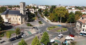 Pièce à Talence