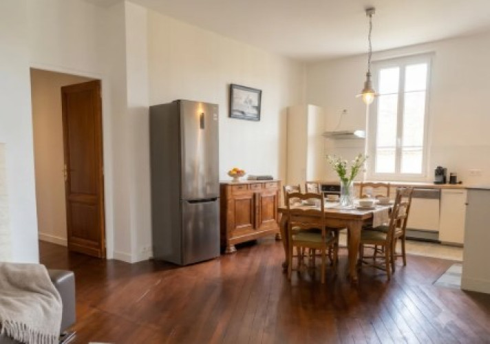 Voir la photo 1/3 du type apartment à Bordeaux