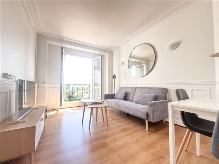 Voir la photo 1/4 du type apartment à Colombes