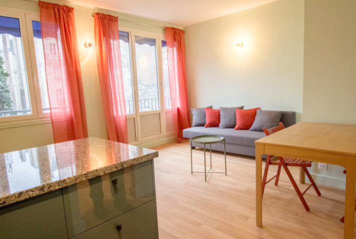 Voir la photo 1/5 du type apartment à Neuilly-sur-Seine