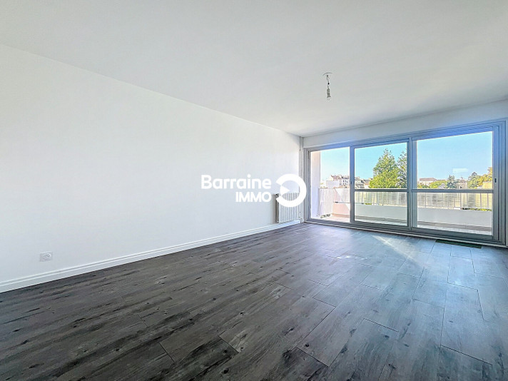 Voir la photo 1/17 du type apartment à Lorient
